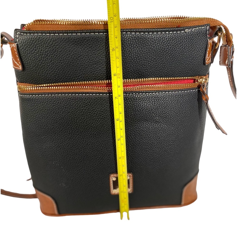 Black And Brown Crossbody Handbag With Adjustable Strap - Picture 8 of 9